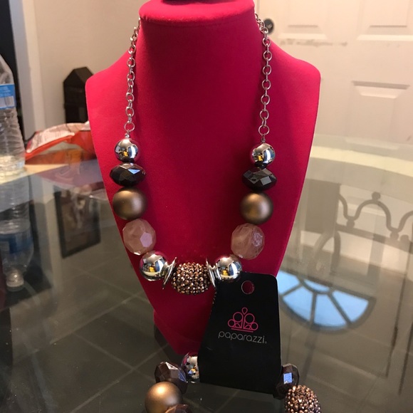 Paparazzi Jewelry - Picture 3 of 3